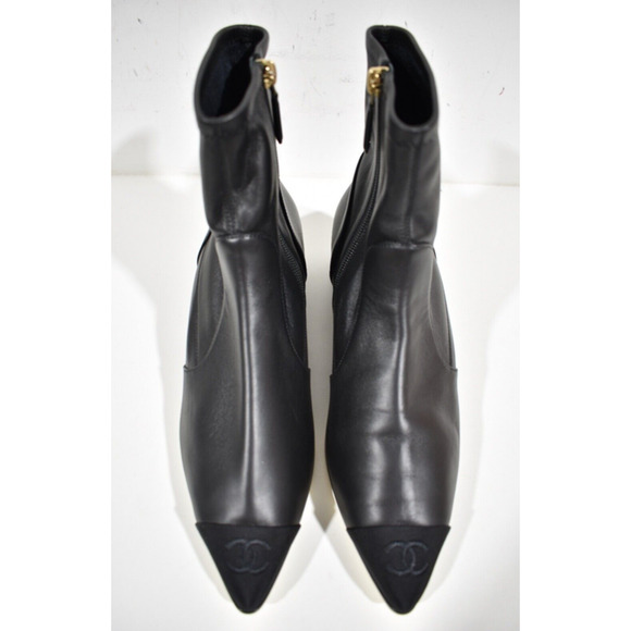 Chanel 21C Black Stretch Lambskin CC Pointed Toe Zipper Ankle Short Boots 40 - Picture 6 of 10